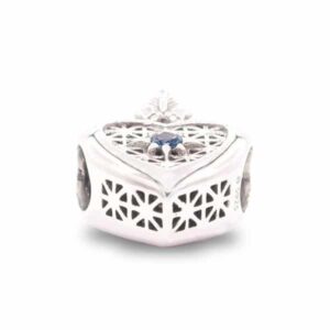 Blue-Queen-Heart -praan-Charm-2A010-4